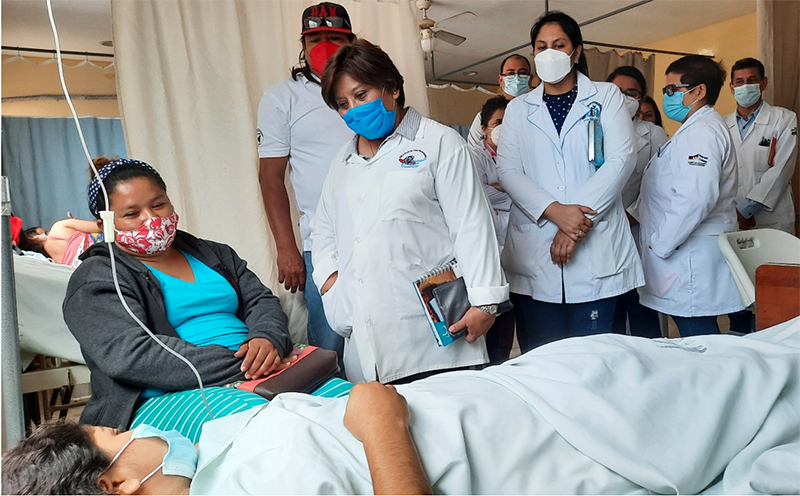  ministra-salud-nicaragua-visita-hospital-aleman